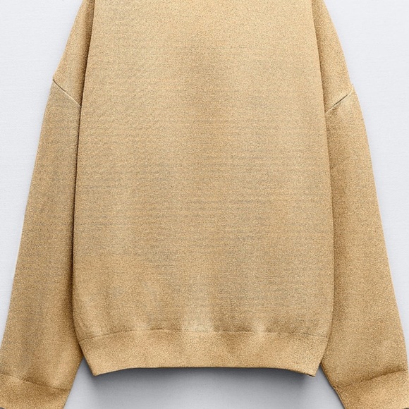 BOMBER JACKET KNITTED METALLIC YARN (NWT)

Size S 
NEW WITH TAG - Picture 5 of 6